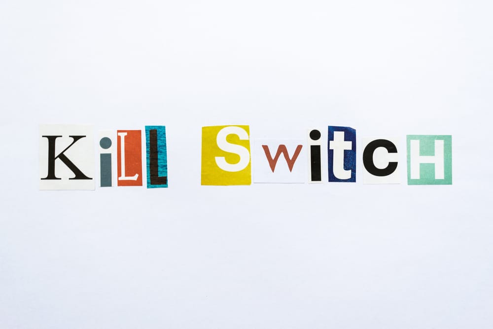 Kill Switch scritto con il carattere di una nota di riscatto. Rappresenta una funzione di sicurezza VPN Kill Switch.